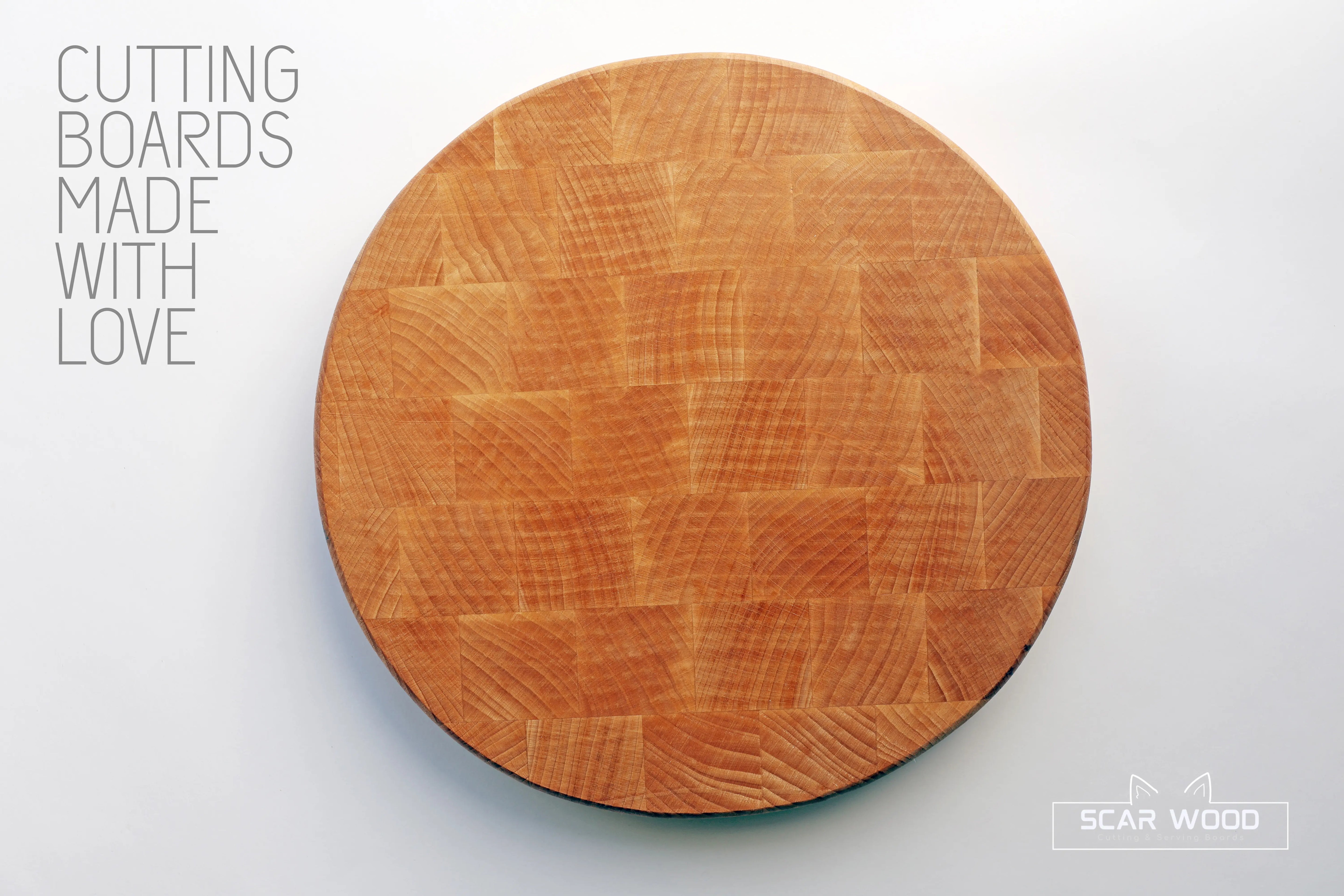Medium (30cm) Round Beech Cutting Board