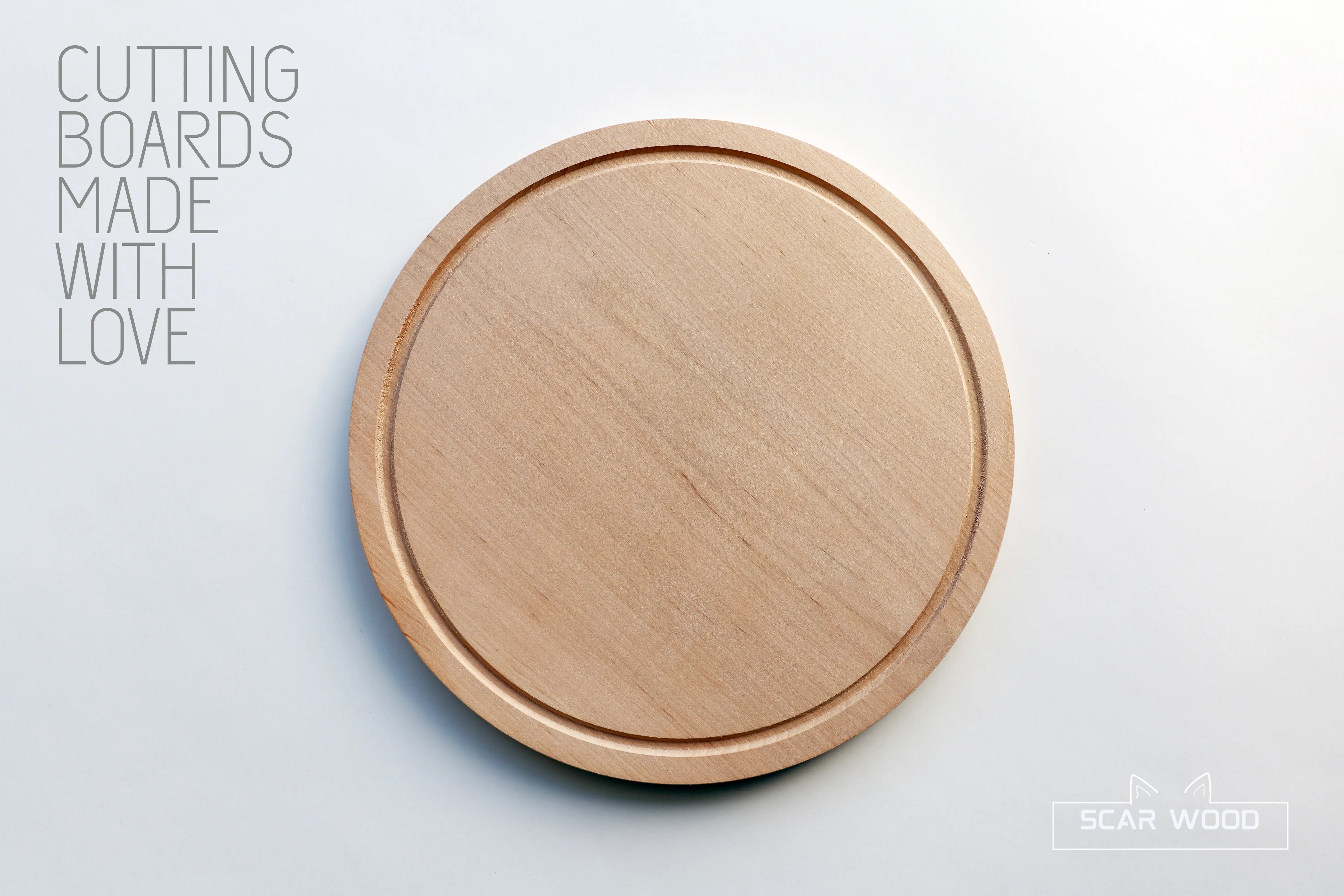 Small (26cm) Round Alder Cutting Board with Groove