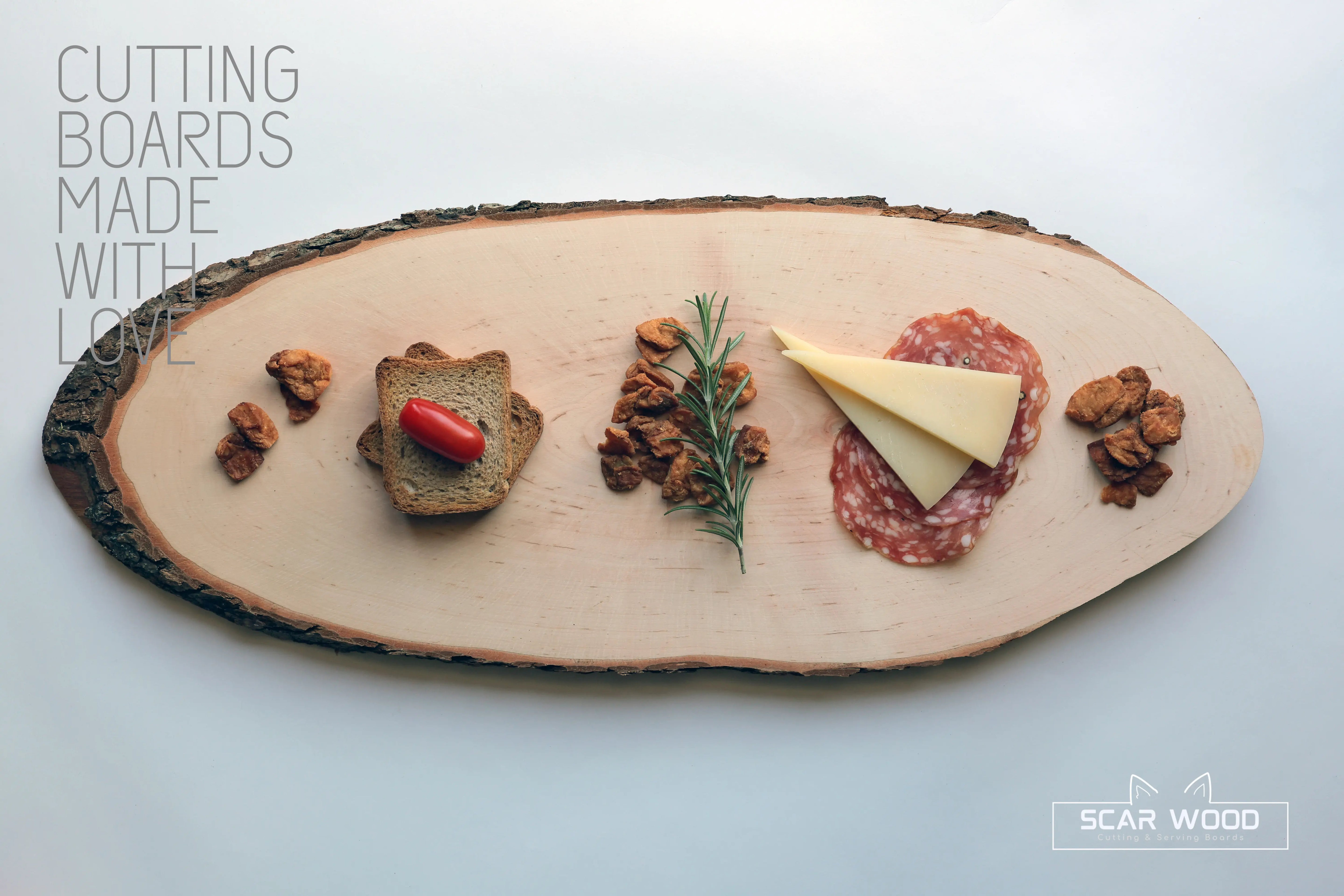 Large (86–95cm) Oval Natur Alder Serving Board
