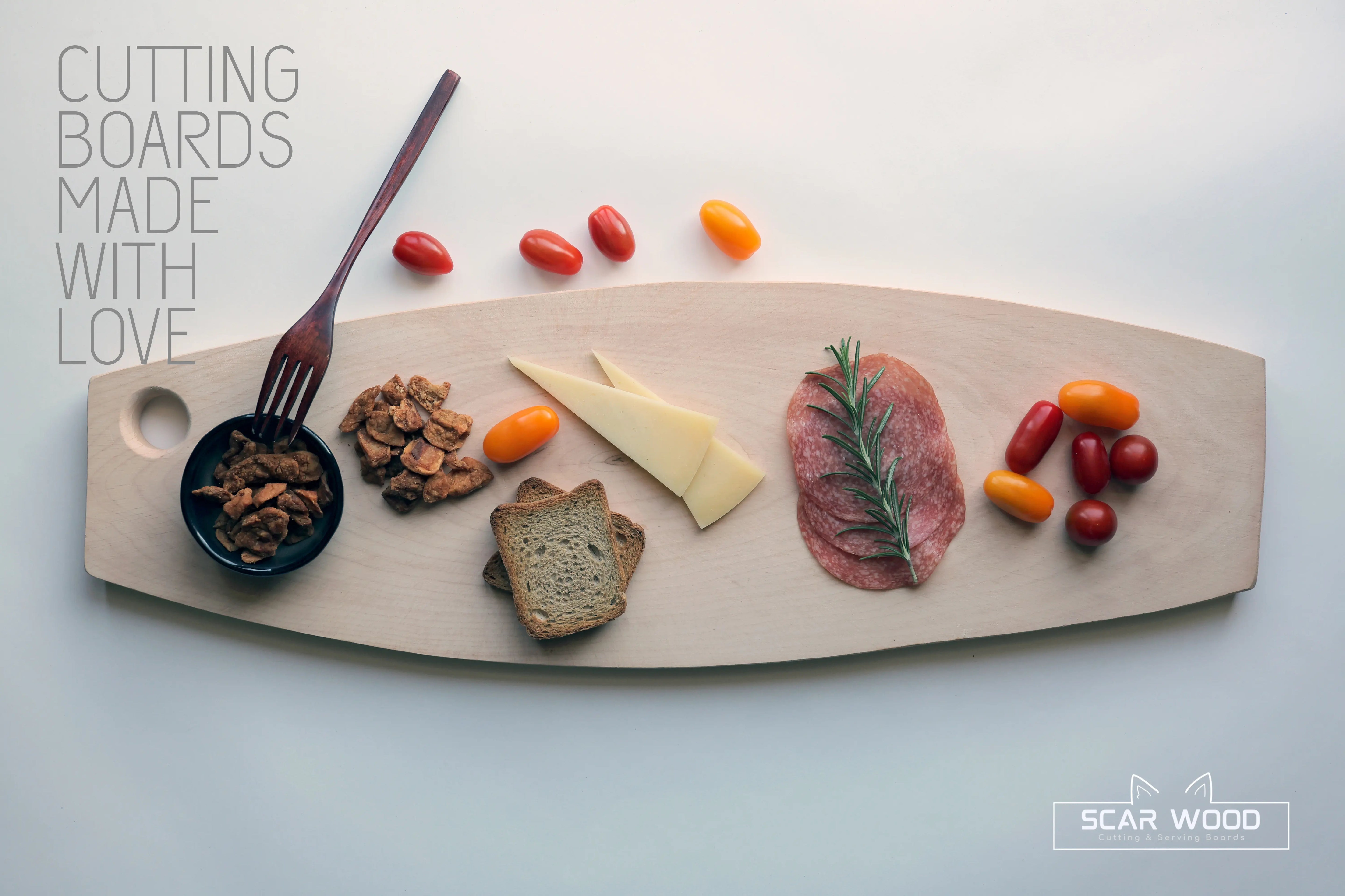 Medium–Large (35–45cm) Alder Serving Board