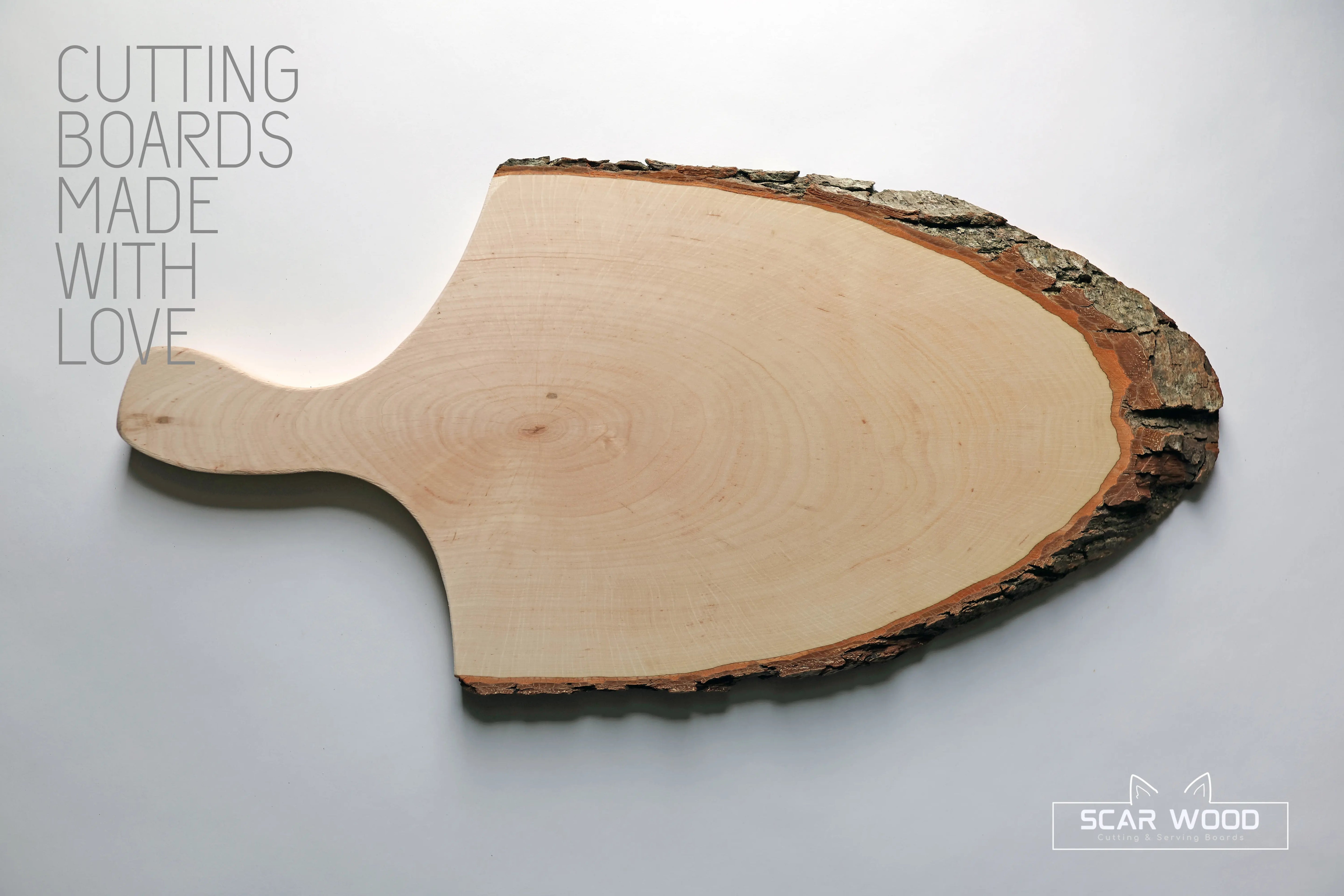 Large (50–60cm) Oval Natur Alder Serving Board with Handle