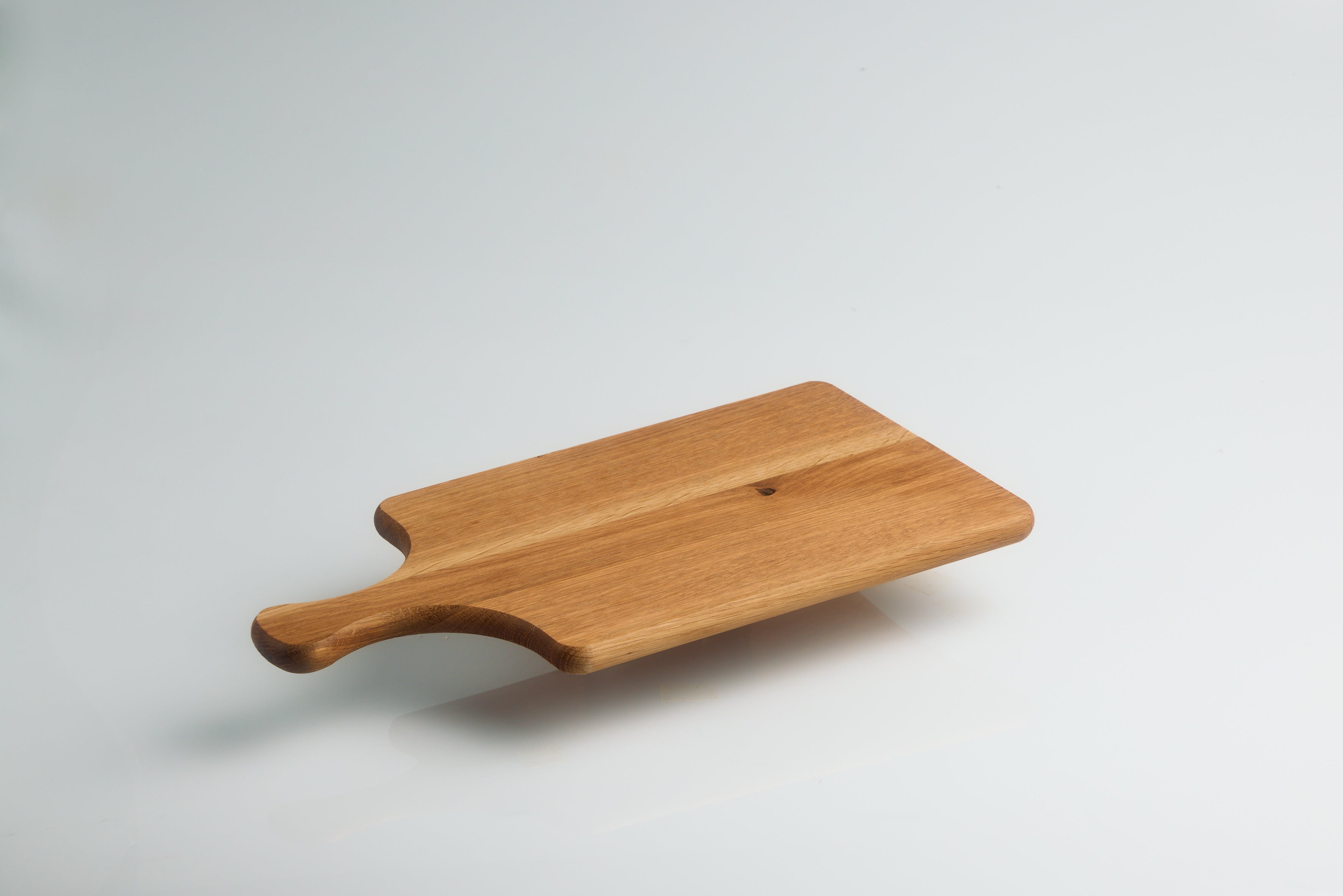 Cutting Board with Handle - FSC® Oak 39x20x1.5 cm