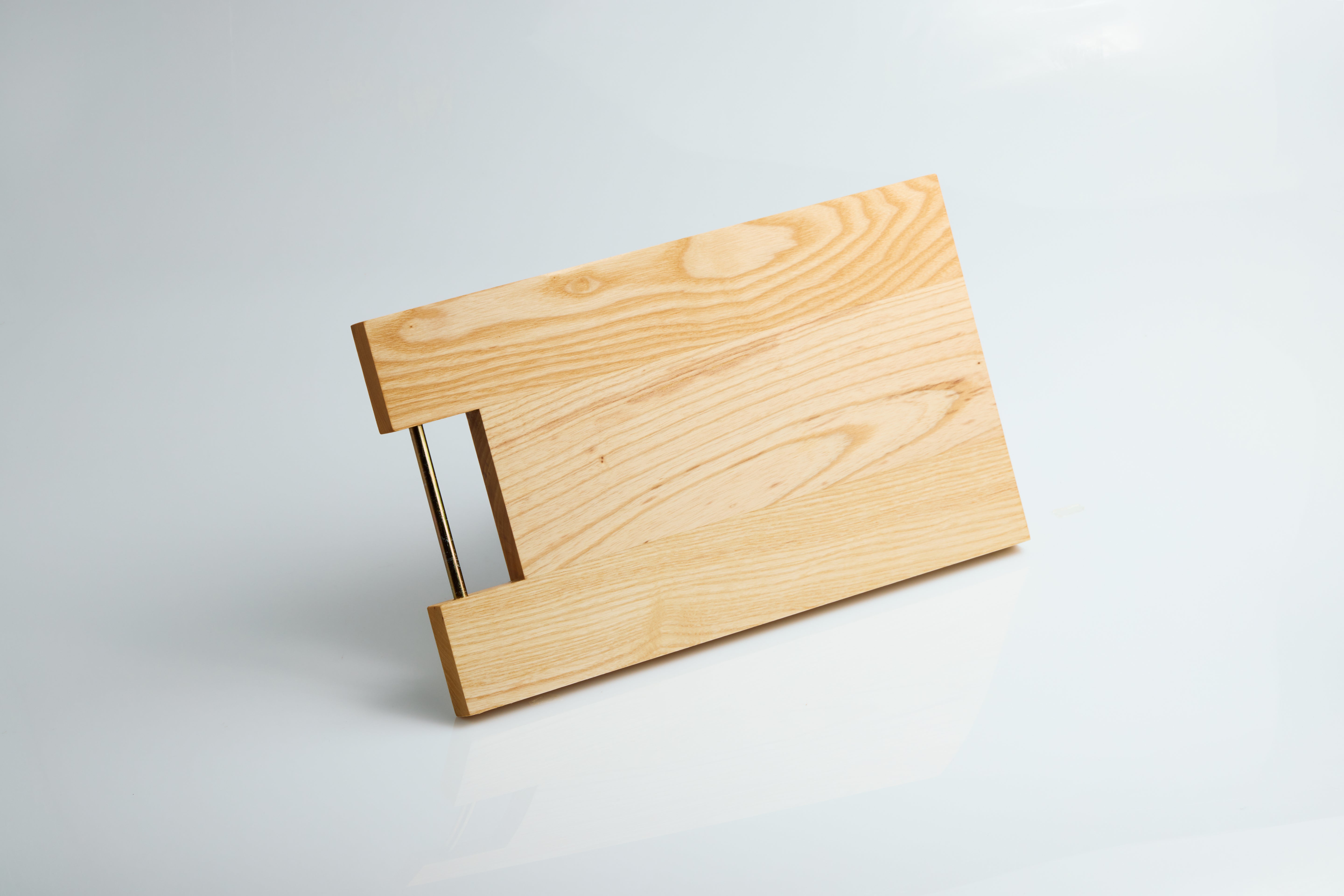 Cutting Board with handle - FSC® Ash 38x23x2 cm