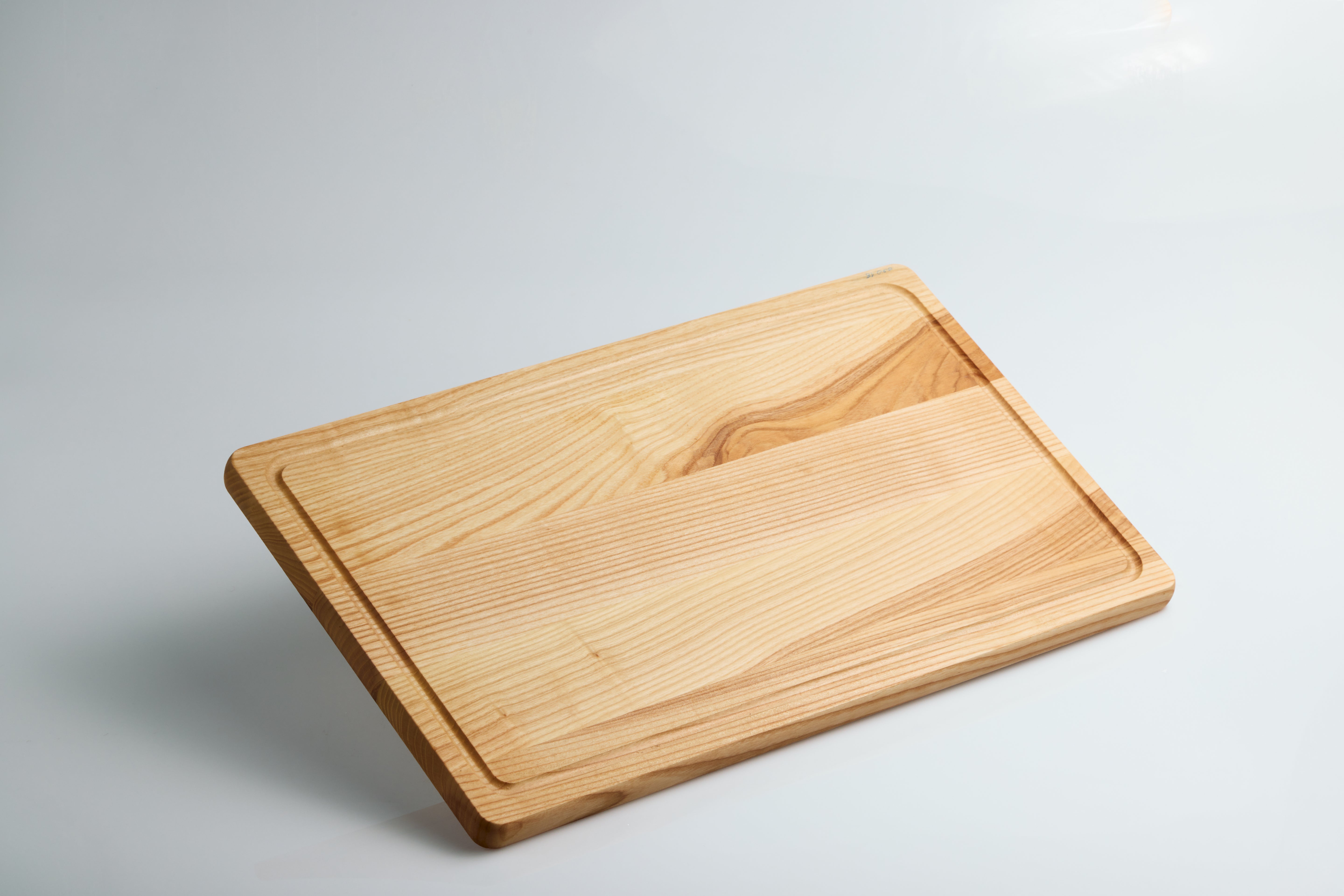 Cutting Board with Groove - FSC® Ash 50x30x2 cm