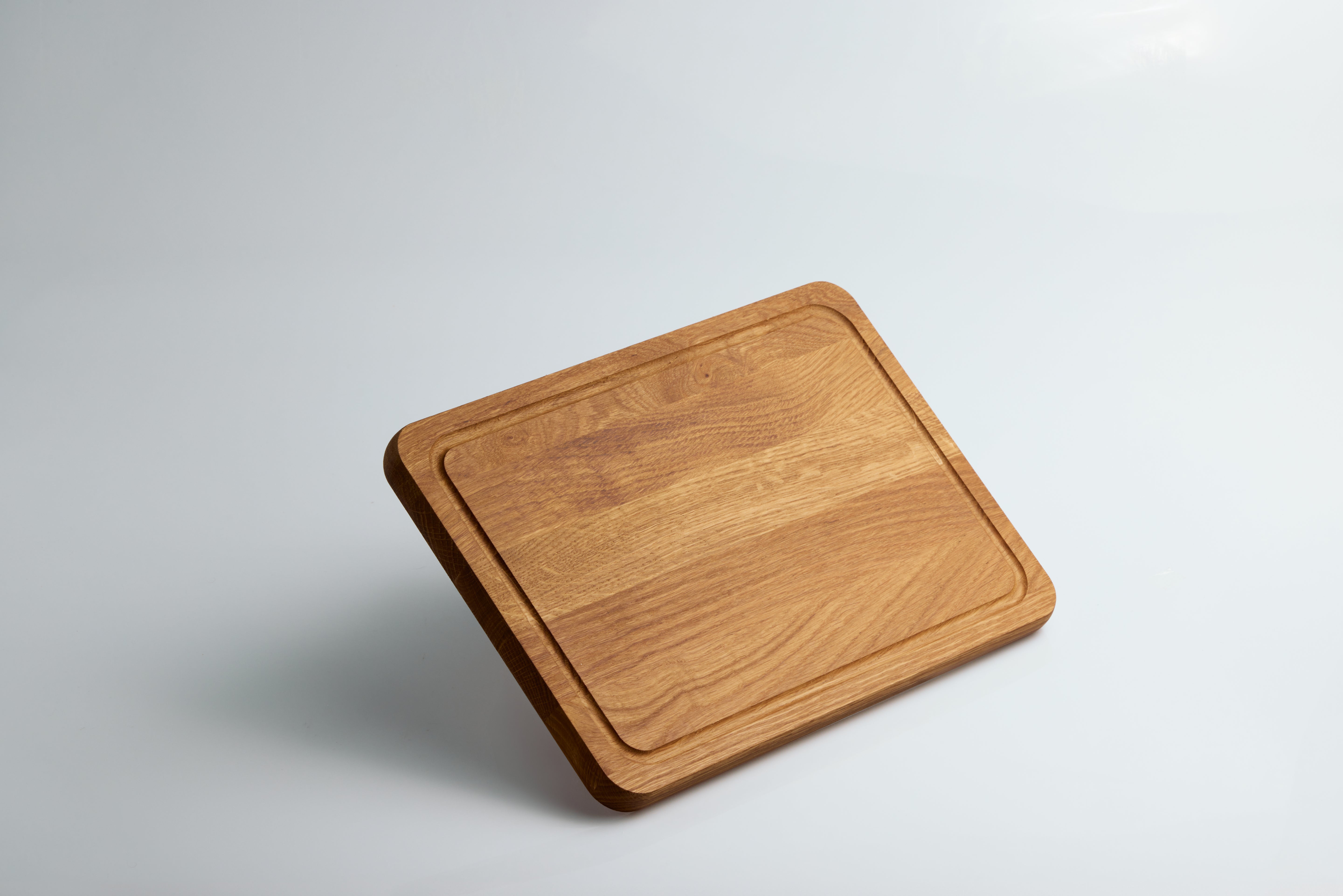 Rectangular Cutting Board with Groove - FSC® Oak 30x20x2 cm